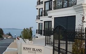Sea Garden Delux